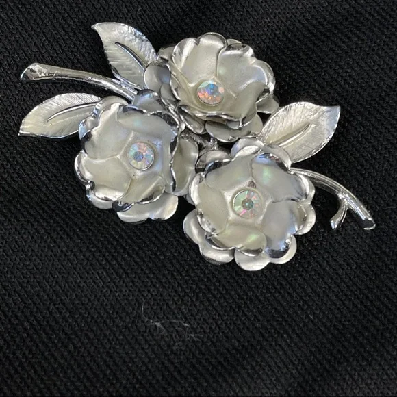 CORO pin VINTAGE floral BROOCH silver + rhinestone FEMININE stylish TIMELESS - Picture 12 of 13